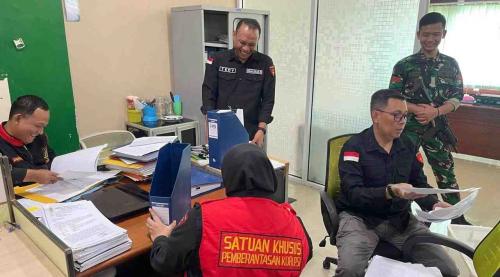 kejati-sumsel-geledah-tiga-kantor-di-palembang-usut-dugaan-korupsi-distribusi-semen